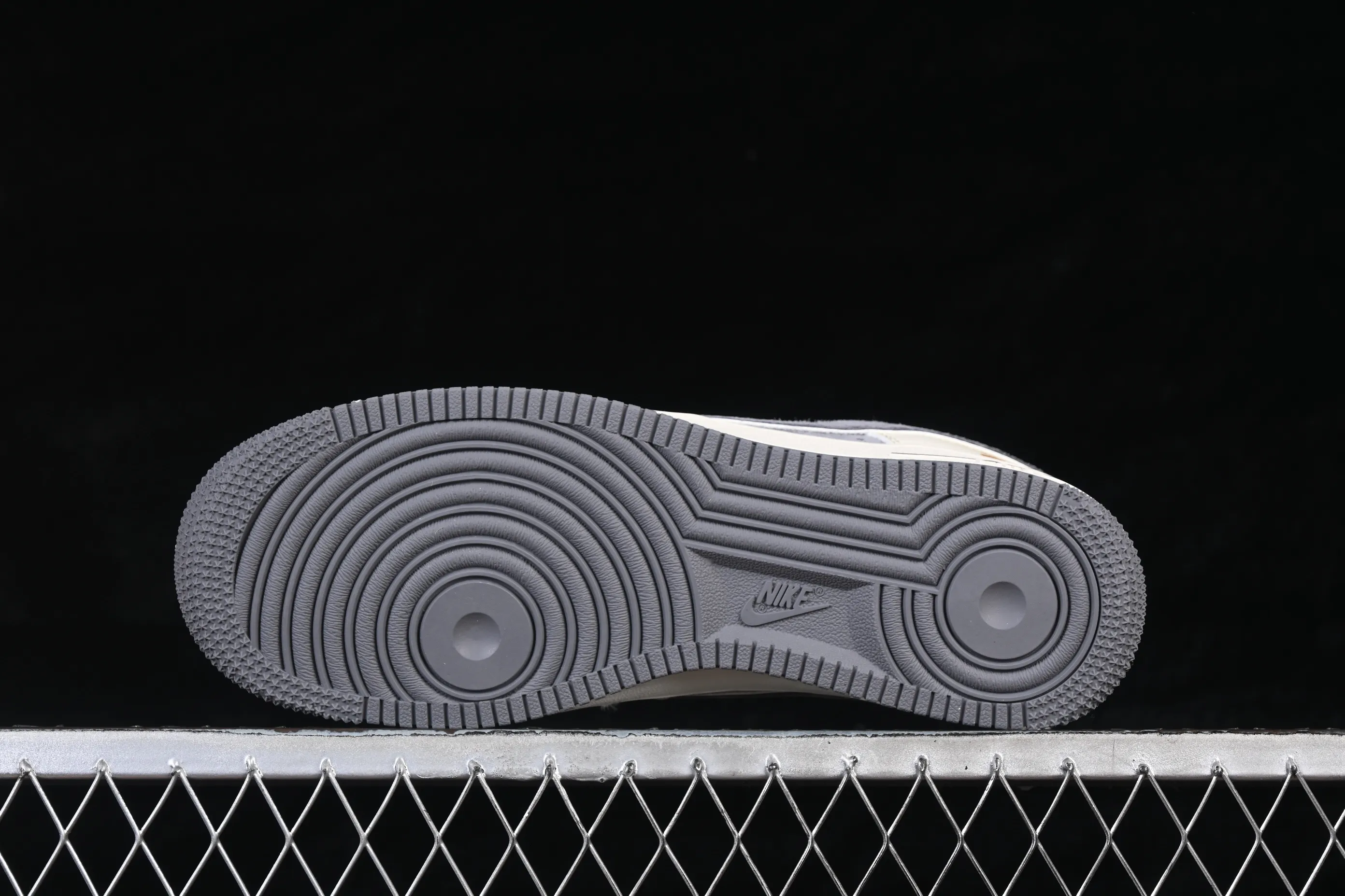 All Categories Nk Air Force 1 Air Force Series Nk Air Force 1 Low Air Force Low Nike Air Force 1'07 Low Beige Gray Air Force One Low Casual Shoes HT5088-615